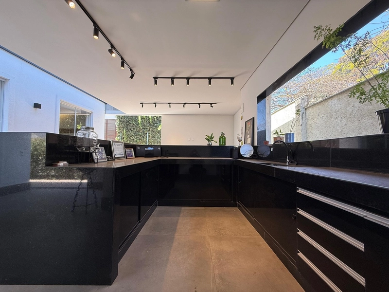 Casa em Condomínio Fechado na Região da Lagoa da Pampulha – R$1.690.00: 20ª foto da galeria de imagens do imóvel