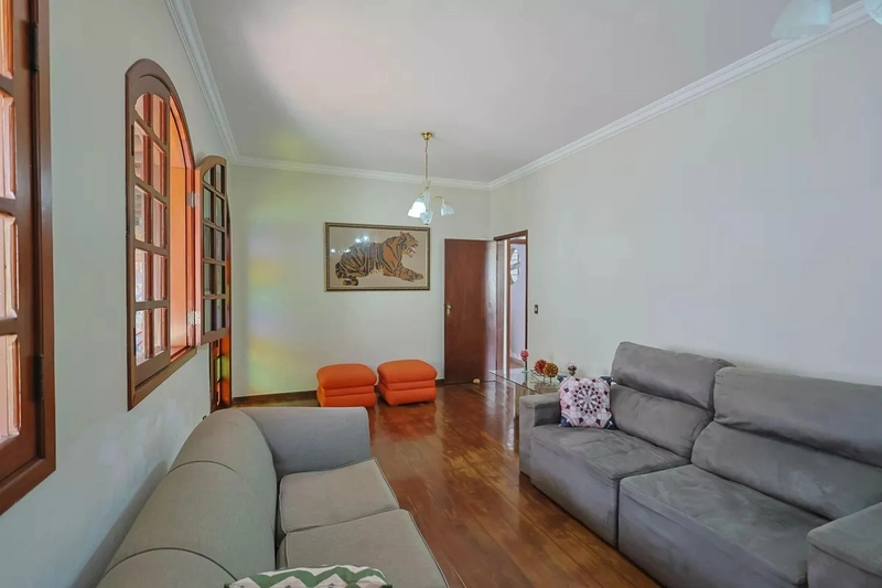 CASA | 4 QUARTOS 2 SUÍTES| 4 BANHEIROS | 4 VAGAS |: 5ª foto da galeria de imagens do imóvel