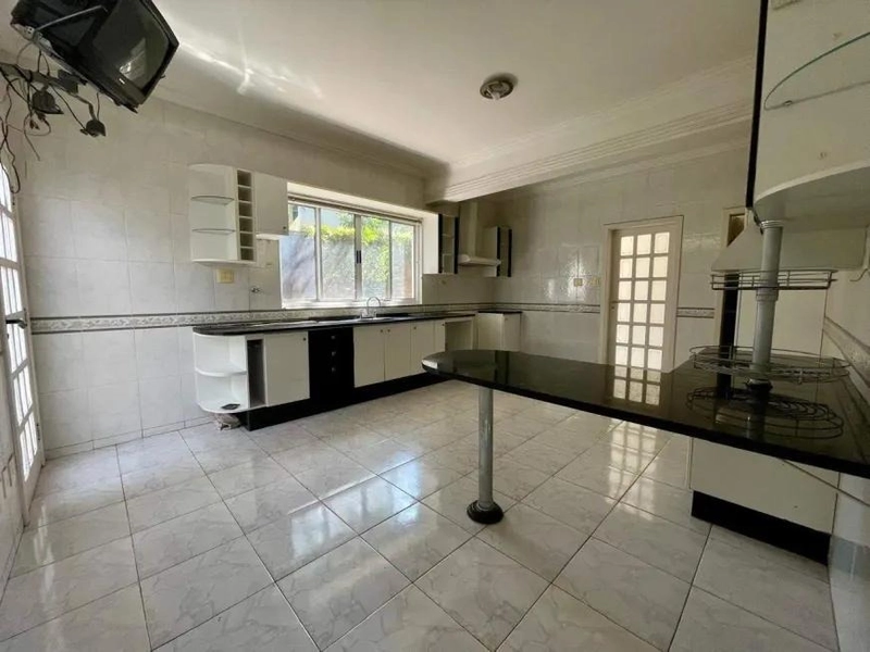 CASA | 4 QUARTOS | 01 SUITE| 03 BANHEIROS|  8 VAGAS: 10ª foto da galeria de imagens do imóvel