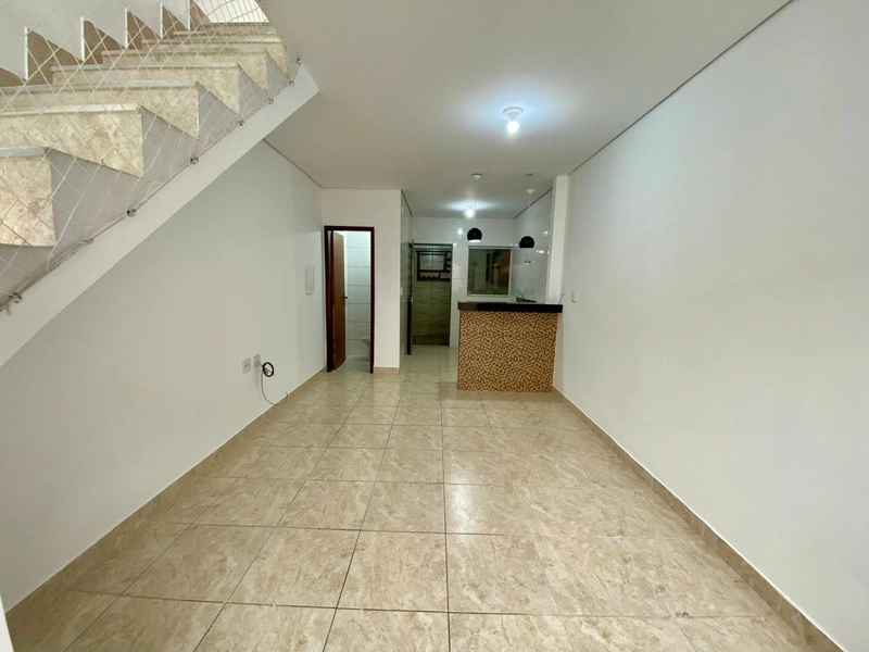 CASA GEMINADA ENTRADA COLETIVA | 2 QUARTOS | 01 BANHEIRO | 01 VAGA: 4ª foto da galeria de imagens do imóvel