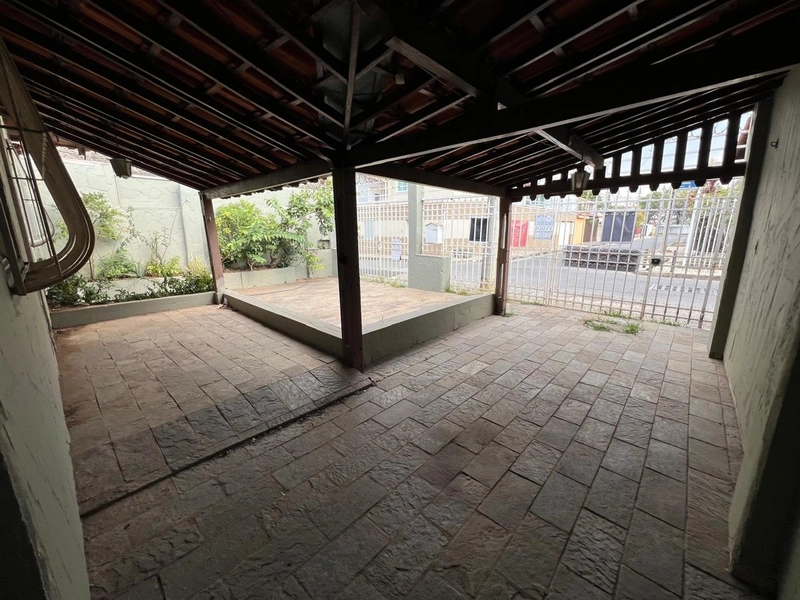 CASA | 3 QUARTOS |01 SUITE| 02 BANHEIROS | 02 VAGAS: 4ª foto da galeria de imagens do imóvel