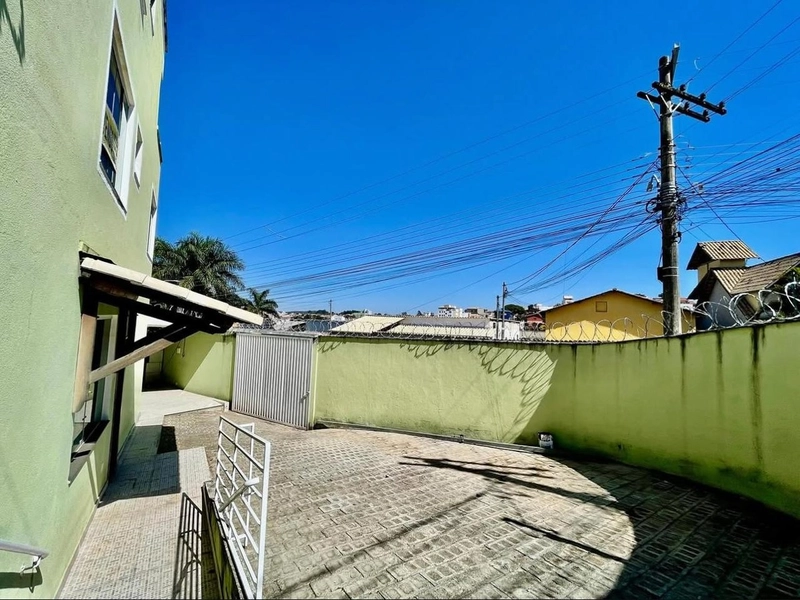 CASA| 3 QUARTOS | 01 SUITE| 02 BANHEIROS | 04 VAGAS: 3ª foto da galeria de imagens do imóvel