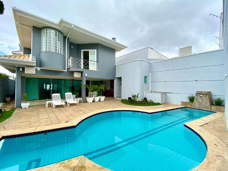 CASA|  4 QUARTOS | 4 SUÍTES | 07 BANHEIROS | 04 VAGAS: 1ª foto da galeria de imagens do imóvel