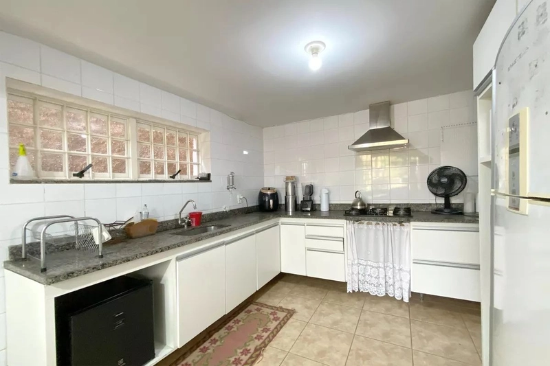 CASA | 4 QUARTOS | 1 SUITE | 3 BANHEIROS | 3 VAGAS: 7ª foto da galeria de imagens do imóvel