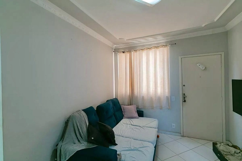 APARTAMENTO REFORMADO | 2 QUARTOS | 01 BANHEIRO | 1 VAGA: 3ª foto da galeria de imagens do imóvel