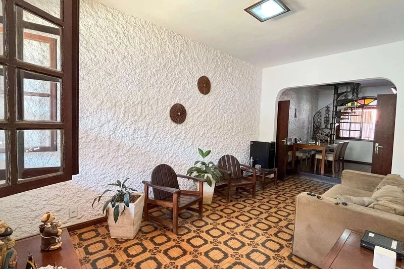 CASA| 4 QUARTOS | 1 SUITE | 3 BANHEIROS | 3 VAGAS: 5ª foto da galeria de imagens do imóvel