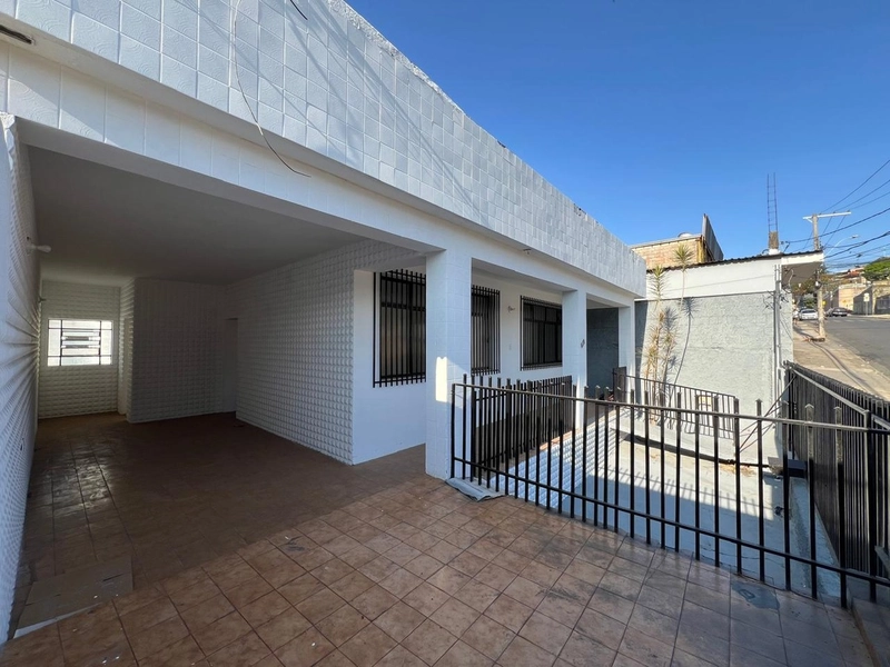 CASA | 3 QUARTOS | 02 BANHEIROS | 02 VAGAS: 2ª foto da galeria de imagens do imóvel