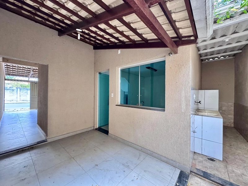 CASA GEMINADA | 2 QUARTOS | 1 SUITE C/ VARANDA | 1 VAGA