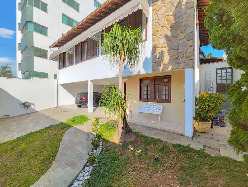 Casa no Castelo para Venda | R$ 1.890.000,00 | Castelo