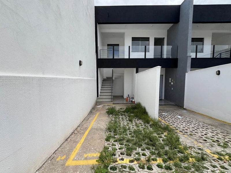 CASA GEMINADA | 3 QUARTOS | 01 BANHEIRO | 01 VAGA