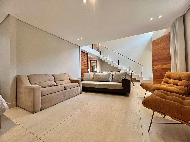 EXCLUSIVA CASA NO BAIRRO BANDEIRANTES: 11ª foto da galeria de imagens do imóvel