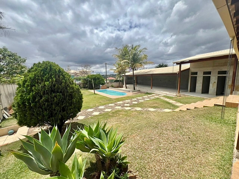 EXCLUSIVA CASA NO BAIRRO BANDEIRANTES: 2ª foto da galeria de imagens do imóvel