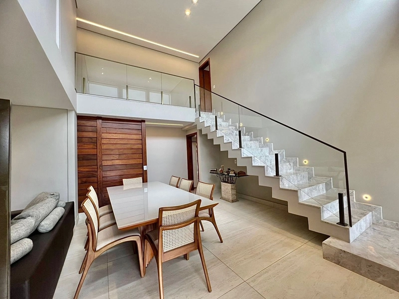 EXCLUSIVA CASA NO BAIRRO BANDEIRANTES: 6ª foto da galeria de imagens do imóvel