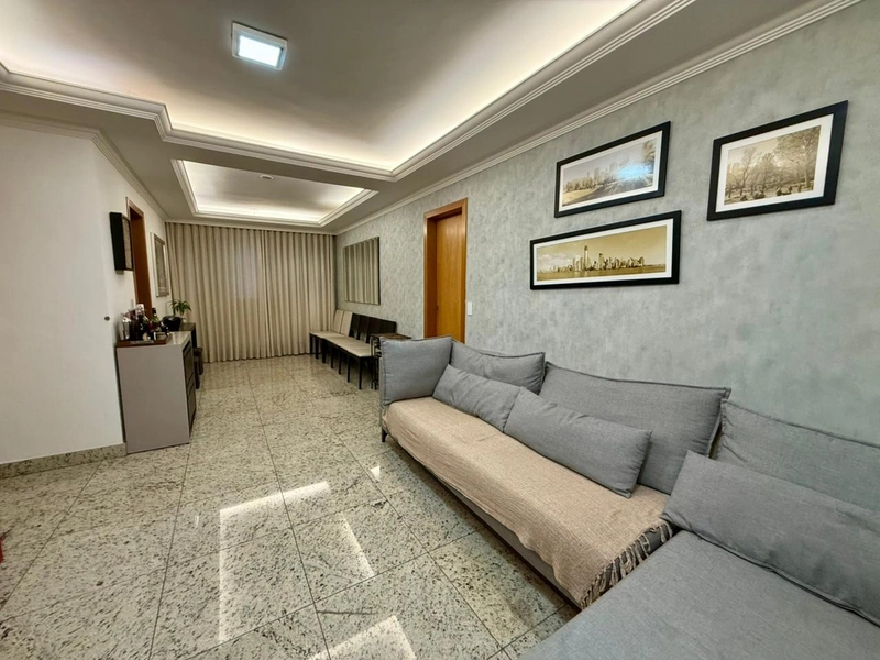 APARTAMENTO NO CASTELO | 03 QUARTOS | SUÍTE | SACADA | 02 VAGAS