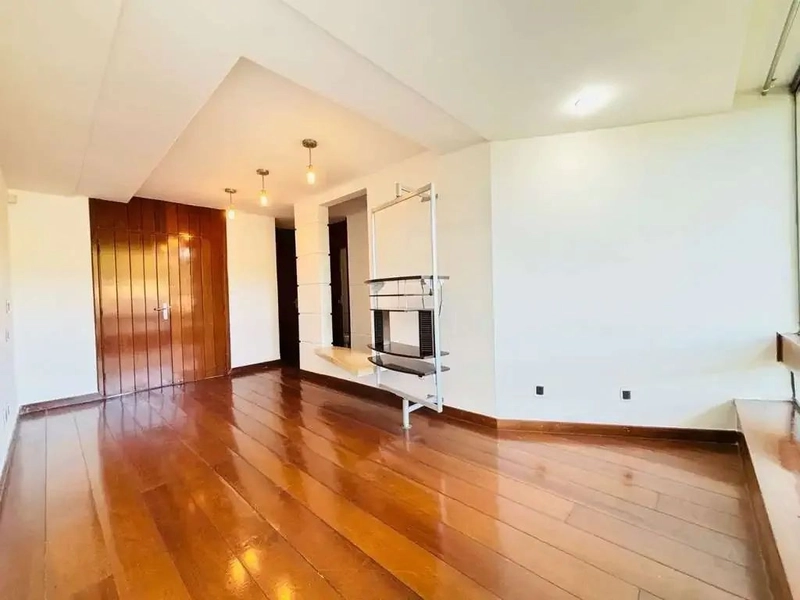 CASA | 4 QUARTOS | 04 SUÍTES | 05 BANHEIROS | 10 VAGAS B. BANDEIRANTES: 4ª foto da galeria de imagens do imóvel