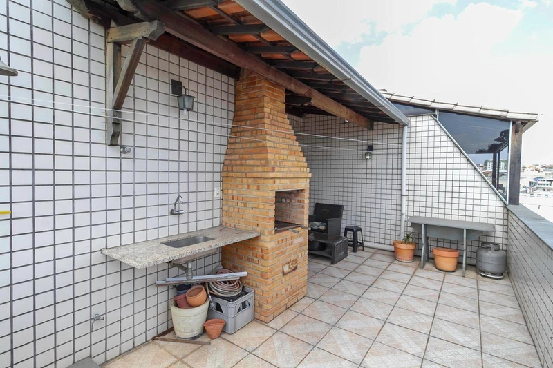 COBERTURA| 4 QTOS | 01 SUITE| 03 BANHEIROS | 02 VAGAS B. PQUE TURISTAS