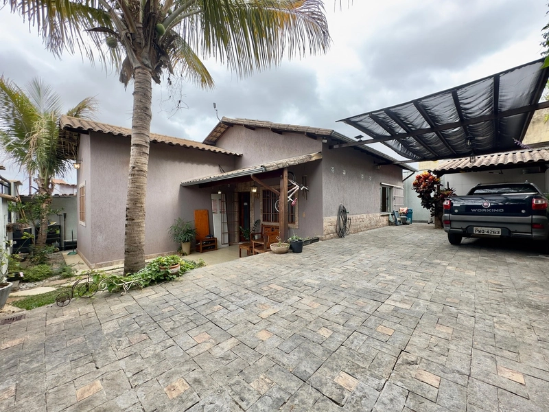 CASA LINEAR | 3 QUARTOS | 01 SUITE | 02 BANHEIROS  | 03 VAGAS: 3ª foto da galeria de imagens do imóvel