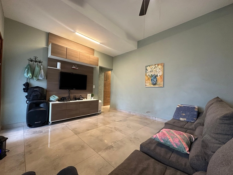 CASA LINEAR | 3 QUARTOS | 01 SUITE | 02 BANHEIROS  | 03 VAGAS: 9ª foto da galeria de imagens do imóvel