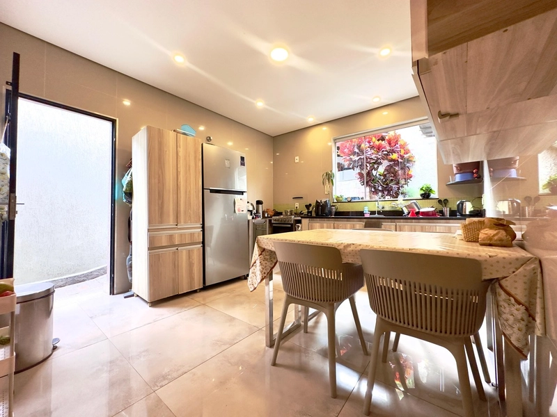 CASA LINEAR | 3 QUARTOS | 01 SUITE | 02 BANHEIROS  | 03 VAGAS: 11ª foto da galeria de imagens do imóvel