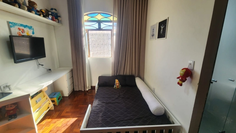 CASA LINEAR | 3 QUARTOS | SUÍTE | 3 VAGAS | JARDIM PÉROLA: 18ª foto da galeria de imagens do imóvel