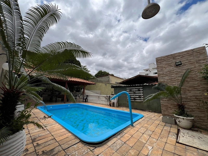 CASA | 3 QUARTOS | 01 SUITE | 04 BANHEIROS  | 03 VAGAS: 2ª foto da galeria de imagens do imóvel