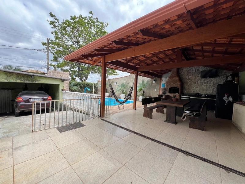 CASA | 3 QUARTOS | 01 SUITE | 04 BANHEIROS  | 03 VAGAS: 4ª foto da galeria de imagens do imóvel