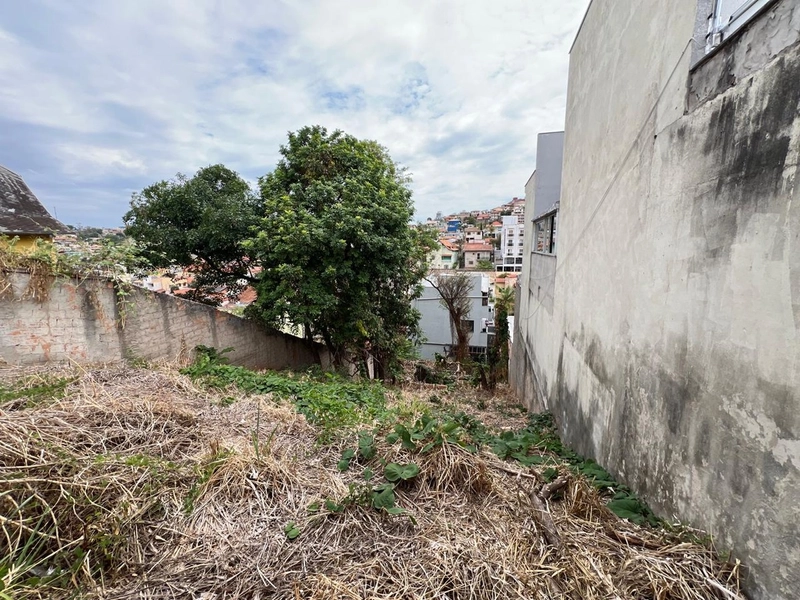 LOTE l BAIRRO ÁLVARO CAMARGOS - R$ 490.000,00: 3ª foto da galeria de imagens do imóvel