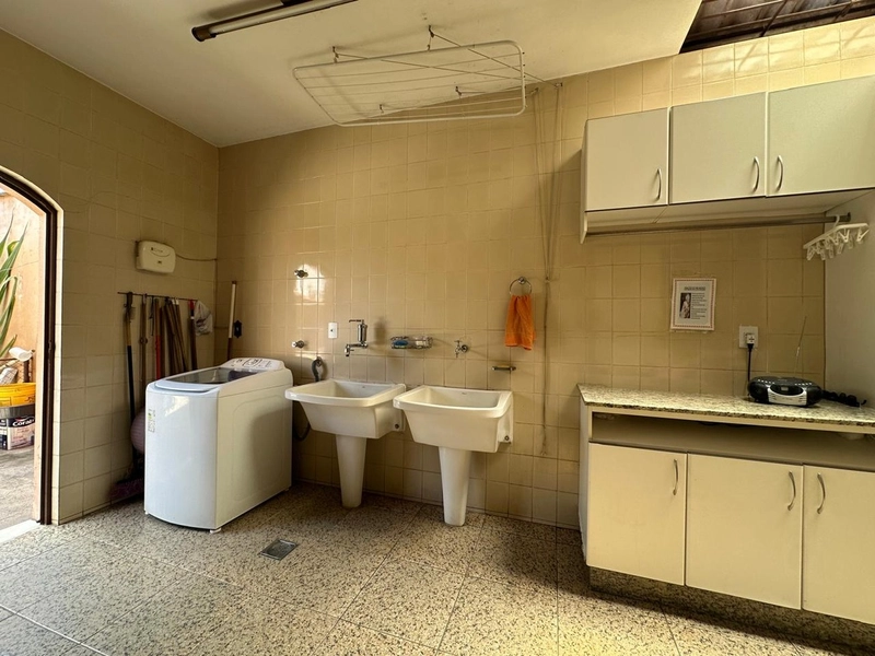 CASA | 6 QUARTOS | 5 BANHEIROS | 4 VAGAS - BAIRRO CASTELO: 25ª foto da galeria de imagens do imóvel