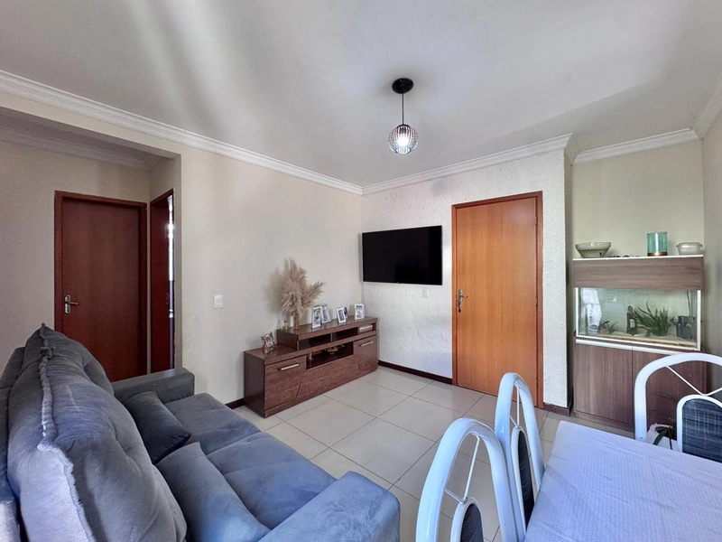 APARTAMENTO TIPO | 2 QUARTOS | 1 SUITE | 1 BANHEIRO | 1 VAGAS |