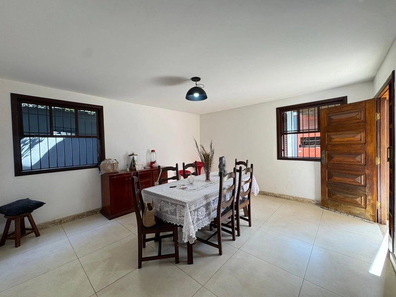 Casa Duplex no Bairro Santa Mônica – R$ 999.000,00: 12ª foto da galeria de imagens do imóvel