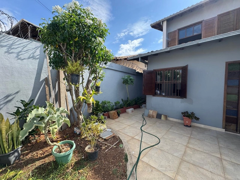 Casa Duplex no Bairro Santa Mônica – R$ 999.000,00: 4ª foto da galeria de imagens do imóvel