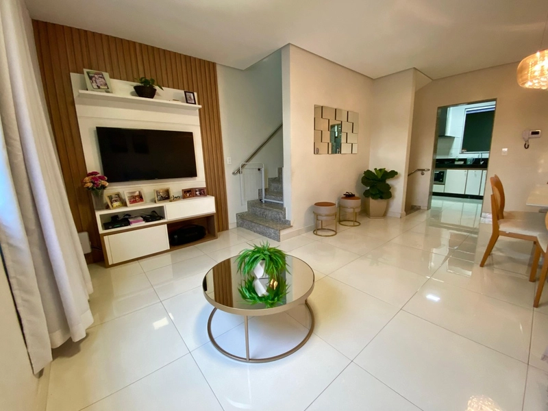 CASA GEMINIDA TRIPLEX 3 QUARTOS | 03 BANHEIROS: 8ª foto da galeria de imagens do imóvel