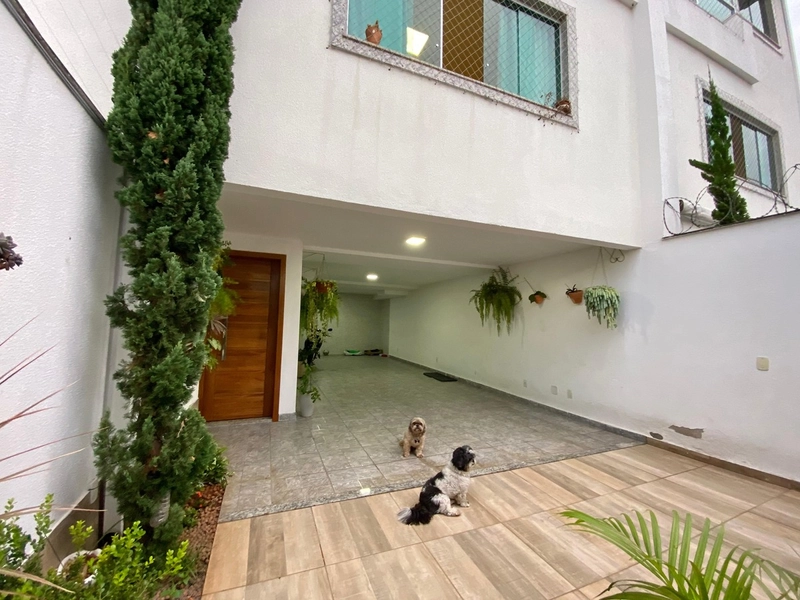 CASA GEMINIDA TRIPLEX 3 QUARTOS | 03 BANHEIROS: 3ª foto da galeria de imagens do imóvel