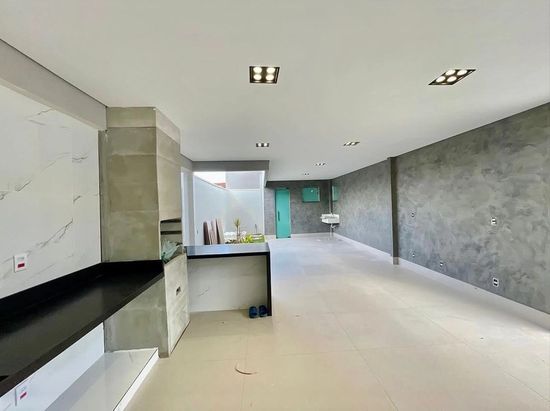 CASA LINEAR À VENDA | CELSO MACHADO (SERRANO) Reformada | Habite-se |: 6ª foto da galeria de imagens do imóvel