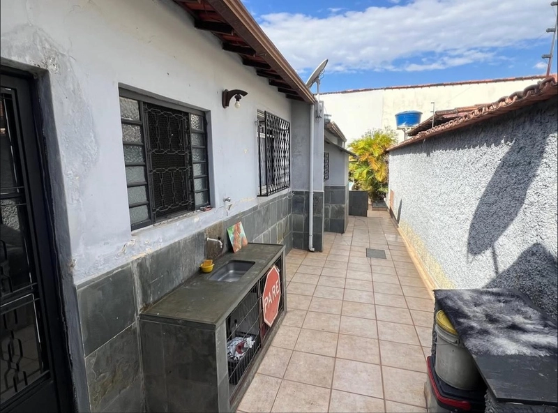 CASA LINEAR | 4 QUARTOS | 01 SUITE| 03 BANHEIROS | 04 VAGAS: 19ª foto da galeria de imagens do imóvel