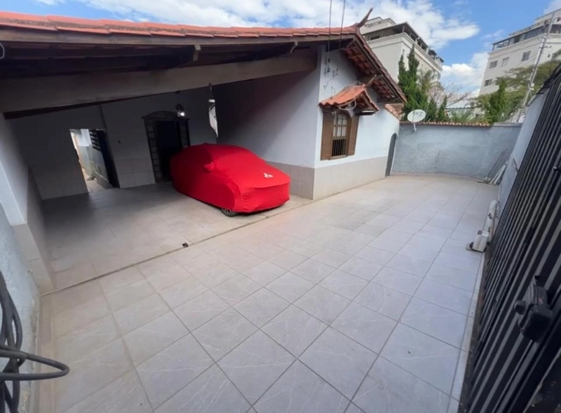 CASA LINEAR | 4 QUARTOS | 01 SUITE| 03 BANHEIROS | 04 VAGAS