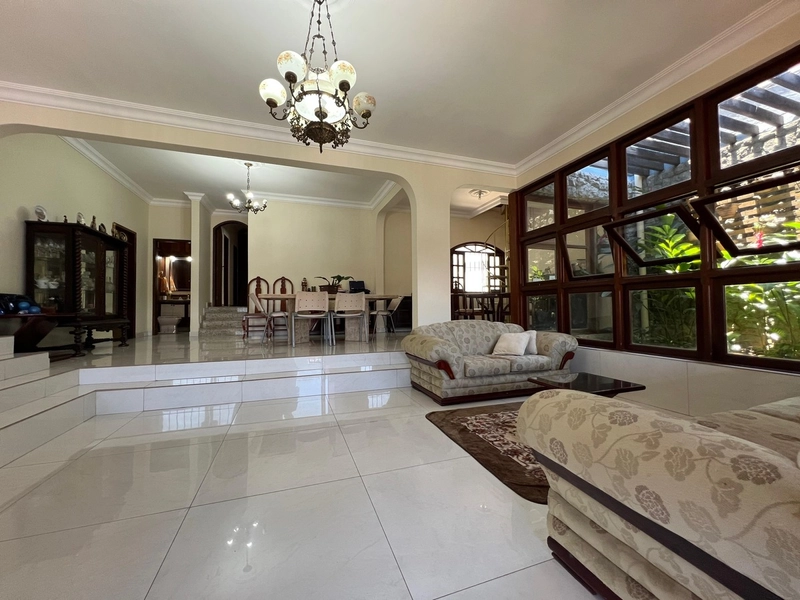 CASA LINEAR | 3 QUARTOS | 01 SUITE| 04 BANHEIROS | 04 VAGAS: 12ª foto da galeria de imagens do imóvel