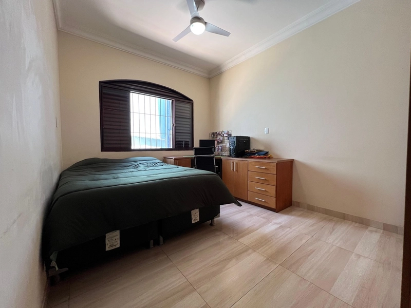 CASA LINEAR | 3 QUARTOS | 01 SUITE| 04 BANHEIROS | 04 VAGAS: 18ª foto da galeria de imagens do imóvel