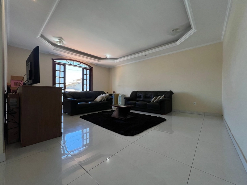 CASA LINEAR | 3 QUARTOS | 01 SUITE| 04 BANHEIROS | 04 VAGAS: 15ª foto da galeria de imagens do imóvel