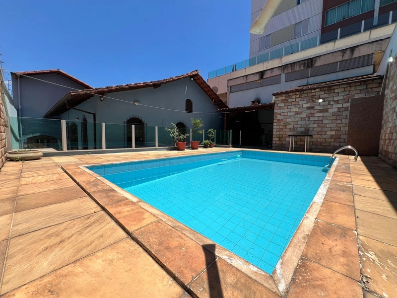 CASA LINEAR | 3 QUARTOS | 01 SUITE| 04 BANHEIROS | 04 VAGAS