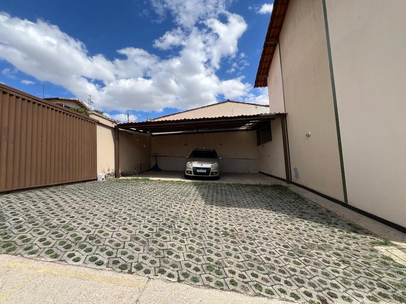 CASA GEMINADA | 2 QUARTOS | 01 SUITE| 02 BANHEIROS | 01 VAGA: 3ª foto da galeria de imagens do imóvel