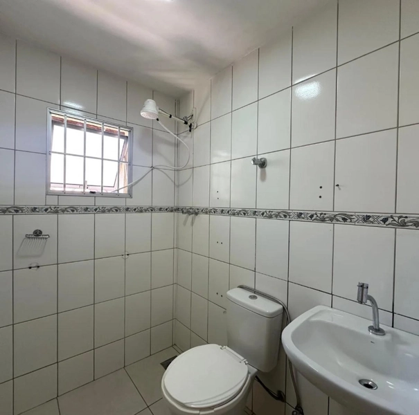 CASA LINEAR | 2 QUARTOS |01 BANHEIRO | 02 VAGAS: 14ª foto da galeria de imagens do imóvel