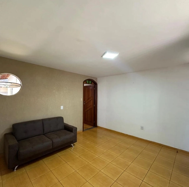 CASA LINEAR | 2 QUARTOS |01 BANHEIRO | 02 VAGAS: 9ª foto da galeria de imagens do imóvel