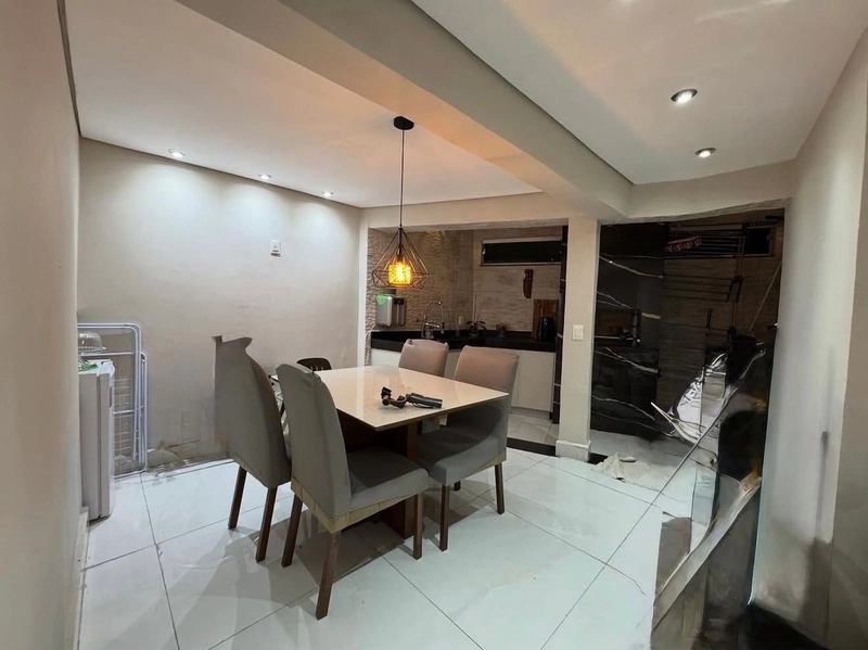 CASA GEMINADA BAIRRO SANTA AMÉLIA