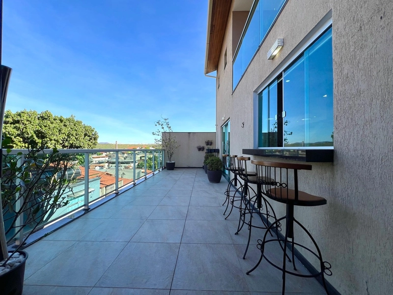 CASA | 4 QUARTOS | 1 SUÍTE | 03 BANHEIROS | 04 VAGAS: 12ª foto da galeria de imagens do imóvel