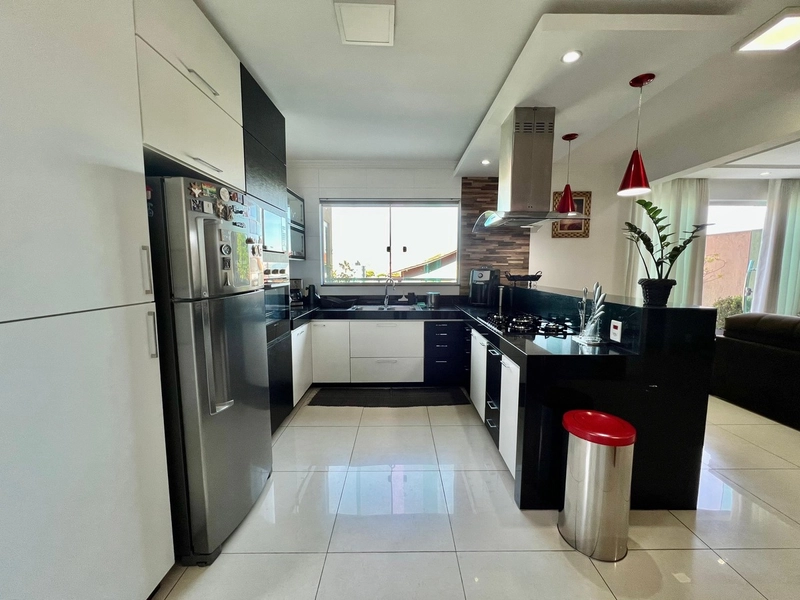 CASA | 4 QUARTOS | 1 SUÍTE | 03 BANHEIROS | 04 VAGAS: 4ª foto da galeria de imagens do imóvel