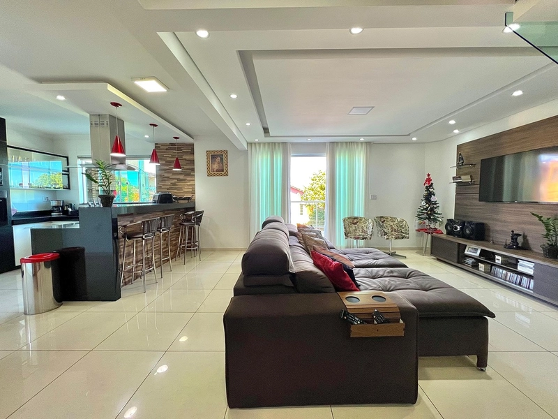 CASA | 4 QUARTOS | 1 SUÍTE | 03 BANHEIROS | 04 VAGAS: 6ª foto da galeria de imagens do imóvel