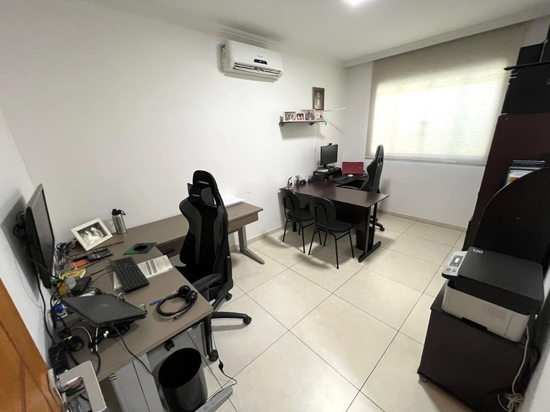 CASA | 4 QUARTOS | 1 SUÍTE | 03 BANHEIROS | 04 VAGAS: 10ª foto da galeria de imagens do imóvel