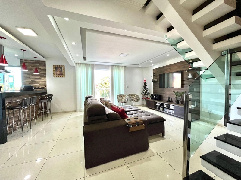 CASA | 4 QUARTOS | 1 SUÍTE | 03 BANHEIROS | 04 VAGAS: 5ª foto da galeria de imagens do imóvel