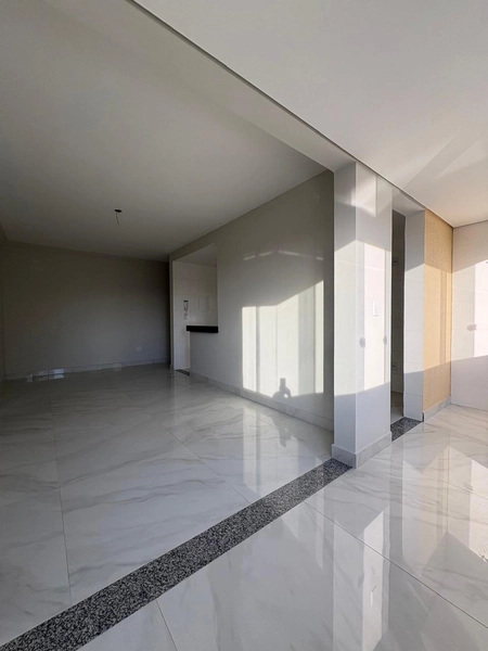 APARTAMENTO | 2 QUARTOS | 01 SUITE | 02 BANHEIROS | 2 VAGAS